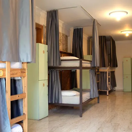 House Of Nissus Hostel Ayia Napa